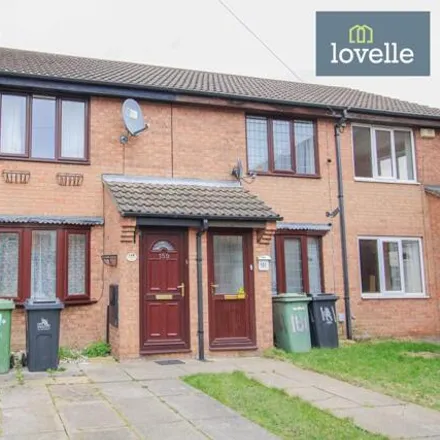 Buy this 2 bed townhouse on Castle Street in Grimsby, DN32 7LG