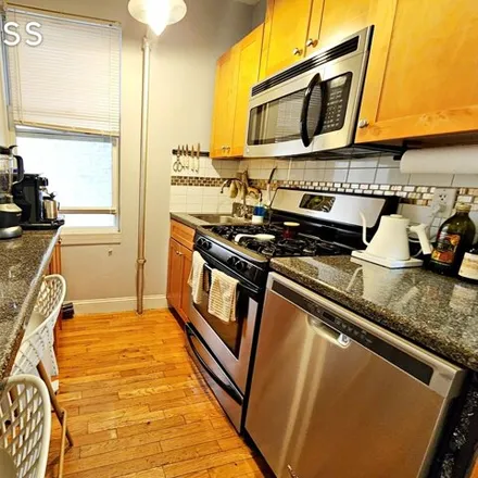 Image 3 - 195 Java St Unit 1r, Brooklyn, New York, 11222 - House for rent
