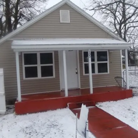 Buy this 2 bed house on 191 East 3rd Street in Diamond, Newton County