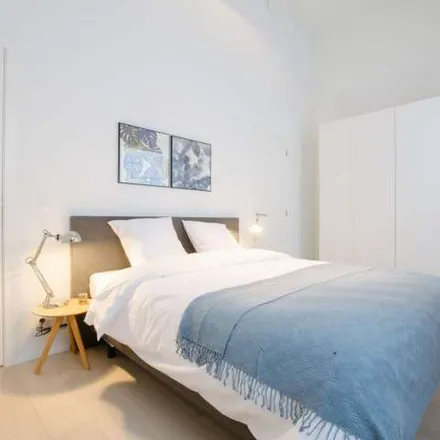 Rent this 1 bed apartment on Rue du Prince Royal - Koninklijke-Prinsstraat 20 in 1050 Ixelles - Elsene, Belgium