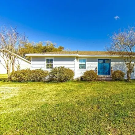 Buy this 3 bed house on 120 Peltier Drive in Raceland, Lafourche Parish