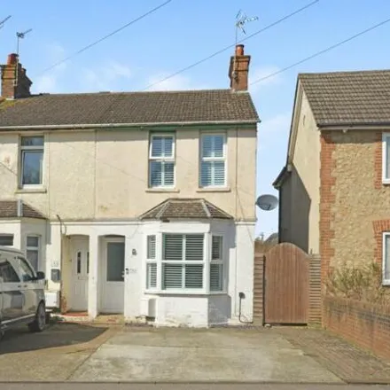 Buy this 3 bed house on Canterbury Road in South Willesborough, TN24 0BQ