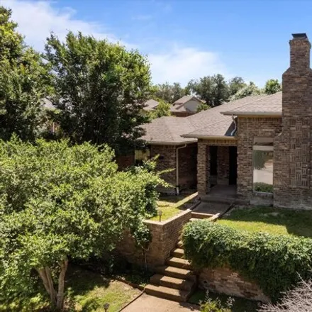 Image 2 - 18720 Rembrandt Ter, Dallas, Texas, 75287 - House for sale