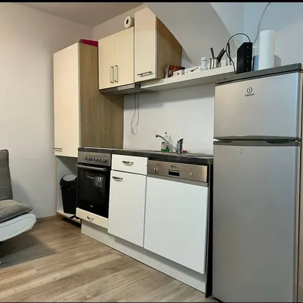 Rent this 2 bed apartment on Stuwerstraße 17 in 1020 Vienna, Austria