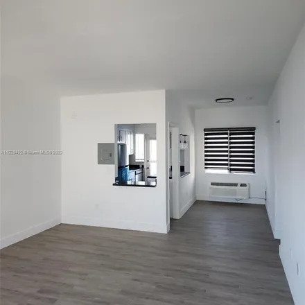 Image 8 - 2101 Normandy Drive, Isle of Normandy, Miami Beach, FL 33141, USA - Apartment for rent
