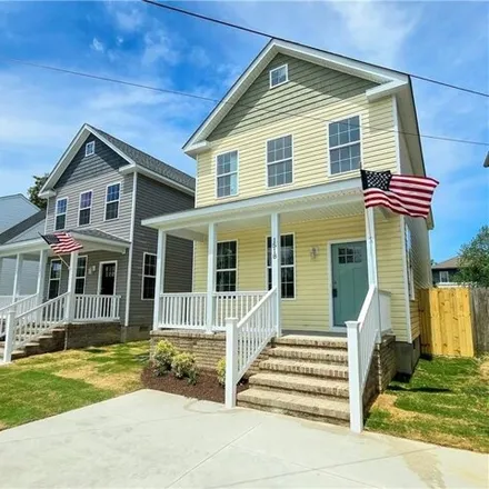 Buy this 4 bed house on 1516 County Street in Portsmouth, VA 23704