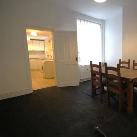 Image 3 - 19 Wincombe Street, Manchester, M14 7PJ, United Kingdom - House for rent