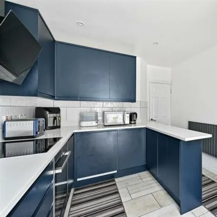 Image 5 - Bolton Road, London, NW10 4BG, United Kingdom - Townhouse for sale