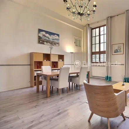 Rent this 3 bed apartment on 85 Rue Réaumur in 75002 Paris, France