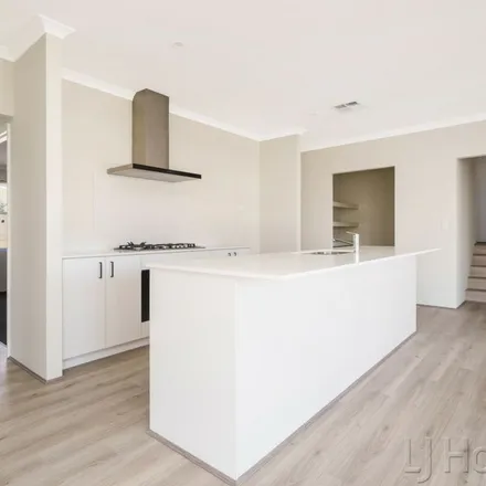 Image 2 - Montrose Street, Lynwood WA 6147, Australia - Apartment for rent