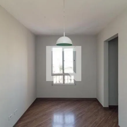 Rent this 2 bed apartment on Rua Vinte e Cinco de Janeiro 116 in Bairro da Luz, São Paulo - SP