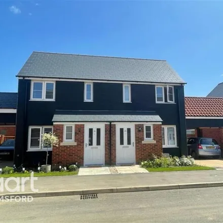 Rent this 2 bed duplex on Hawthorn Crescent in Chelmsford, CM1 4FY