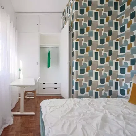 Rent this studio room on Avenida Defensores de Chaves 83 in 1000-120 Lisbon, Portugal