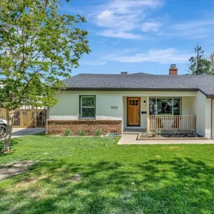 Buy this 3 bed house on 1924 55th Street in Sacramento, CA 95819