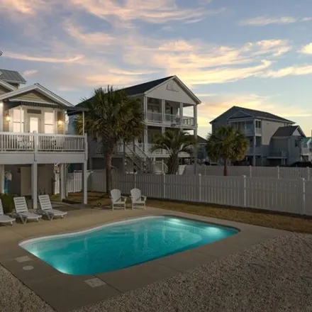 Image 1 - 116 South Shore Drive, Holden Beach, Brunswick County, NC 28462, USA - House for sale