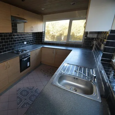 Image 4 - 60 St Anne's Road, Leeds, LS6 3PA, United Kingdom - House for rent