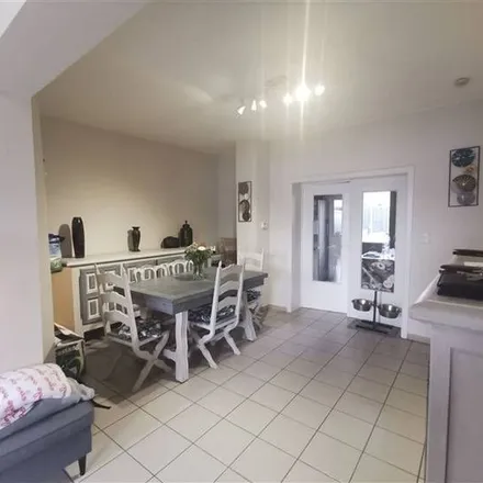 Rent this 3 bed apartment on Place Wilson 16 in 6200 Châtelet, Belgium