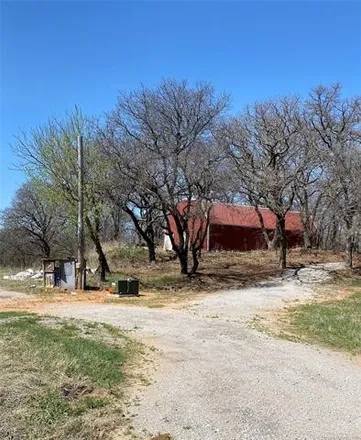 Buy this 1 bed house on US 81 in Comanche, Stephens County