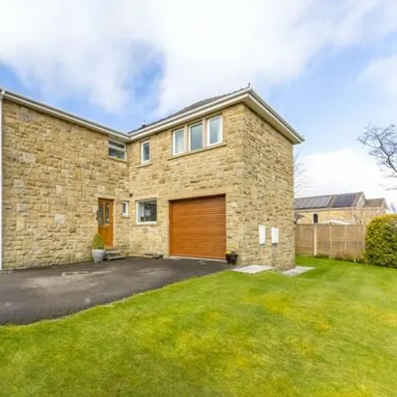 Buy this 4 bed house on Hayfield Close in Scholes, HD9 1XG