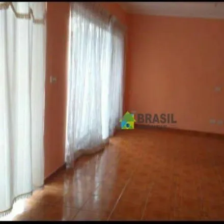 Buy this 2 bed house on Rua Coronel Virgílio Silva in Dom Bosco, Poços de Caldas - MG
