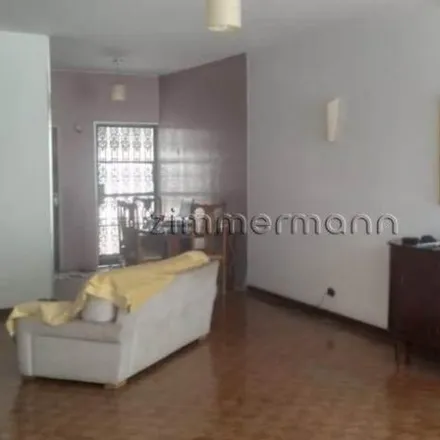 Buy this 3 bed house on Rua Vitorino de Moraes 56 in Santo Amaro, São Paulo - SP