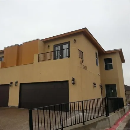 Rent this 3 bed condo on 7603 King Arthur's Court in Laredo, TX 78041