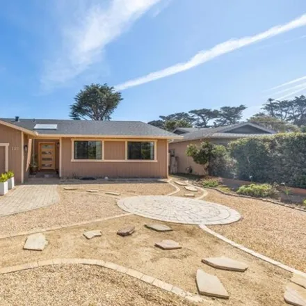 Buy this 3 bed house on 121 Arbor Lane in Moss Beach, San Mateo County