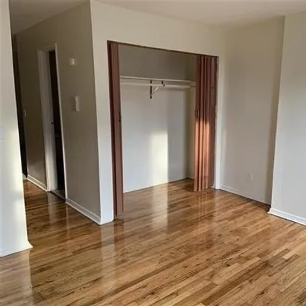 Image 2 - 570 Jersey Avenue, Jersey City, NJ 07302, USA - Apartment for rent