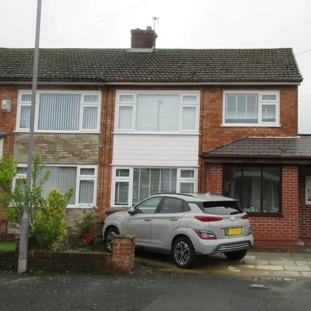 Rent this 4 bed duplex on Mossdale Drive in St Helens, L35 4NF