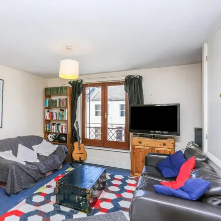 Rent this 1 bed apartment on Aslett Street in London, SW18 4DS