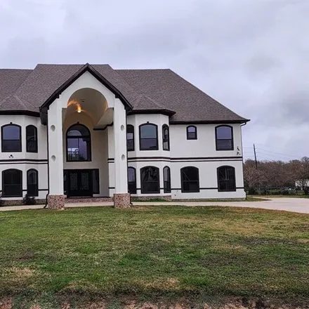 Buy this 8 bed house on 9076 Regal Point in Royal Lake Estates, TX 77469