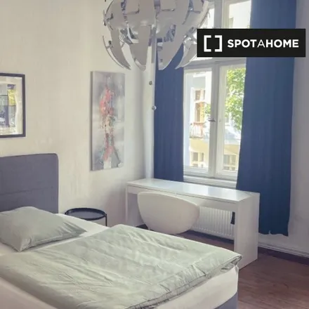 Rent this 3 bed room on Ebersstraße 35 in 10827 Berlin, Germany