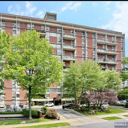 Buy this studio apartment on 98 Horizon Road in Fort Lee, NJ 07024