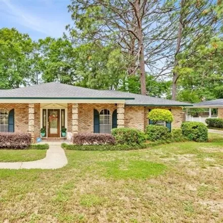 Buy this 3 bed house on 2032 Marion Drive in Edgefield, Mobile