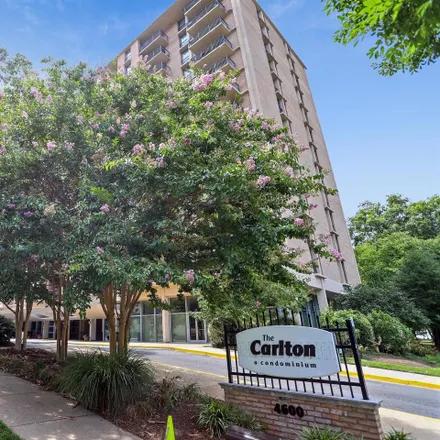 Image 3 - The Carlton Condominium, 4600 South Four Mile Run Drive, Arlington, VA 22204, USA - Condo for sale