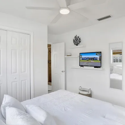 Rent this 1 bed apartment on 1954 Northeast 7th Street in Ocean Vue, Deerfield Beach