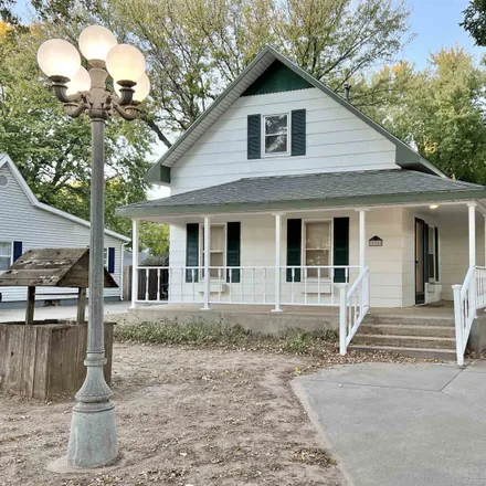 Buy this 3 bed house on 528 East A Avenue in Kingman, KS 67068