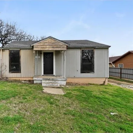Image 2 - 4801 Tallman Street, Fort Worth, TX 76119, USA - House for sale