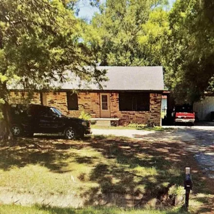 Buy this 3 bed house on 1058 West Sabine Street in Carthage, TX 75633
