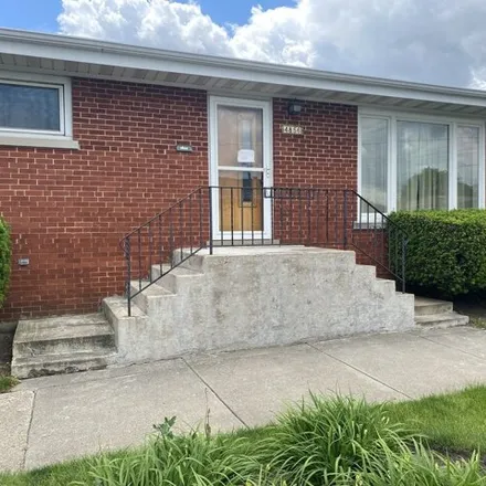 Image 1 - 4856 N Mont Clare Ave, Chicago, Illinois, 60656 - House for sale