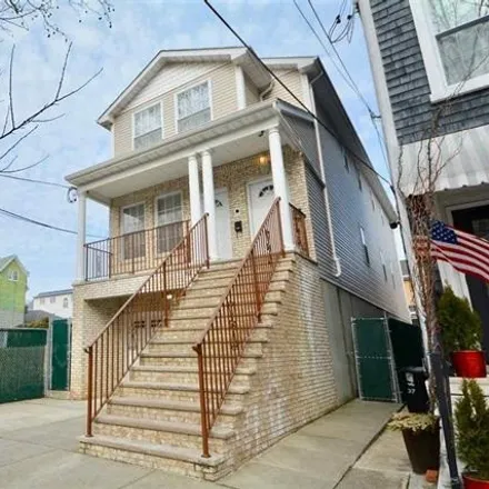 Rent this 3 bed apartment on Avenue C at 34th Street in West 34th Street, Bayonne