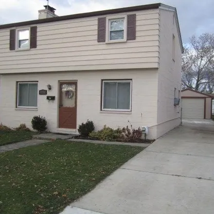 Buy this 3 bed house on 8539 Harding Street in Center Line, Macomb County