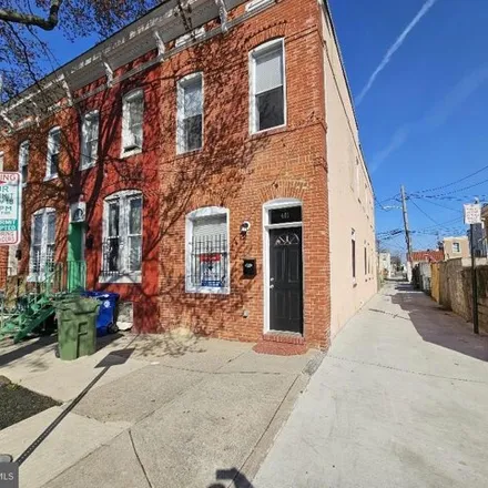 Image 1 - 401 North Chester Street, Baltimore, MD 21231, USA - Townhouse for sale