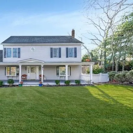 Rent this 4 bed house on 7 Wildwood Drive in Village of Sag Harbor, East Hampton