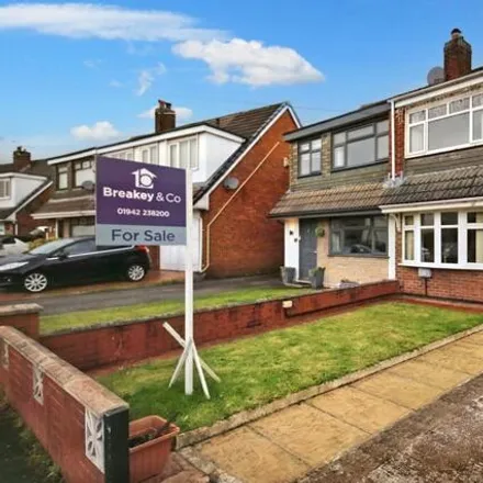 Buy this 3 bed duplex on Russeldene Road in Wigan, WN3 6SY