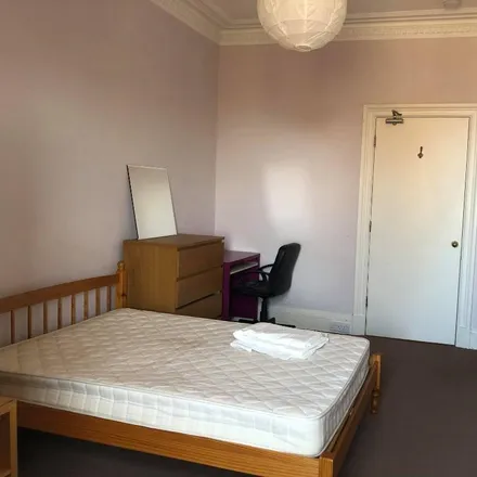 Image 1 - 29 Montpelier Park, City of Edinburgh, EH10 4LX, United Kingdom - Apartment for rent