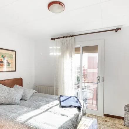 Rent this 2 bed apartment on Carrer d'Alcúdia in 08001 Barcelona, Spain