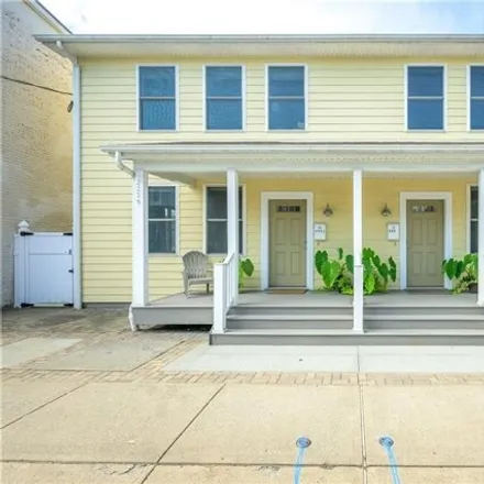 Buy this 4 bed townhouse on 225 State St in Hudson, New York