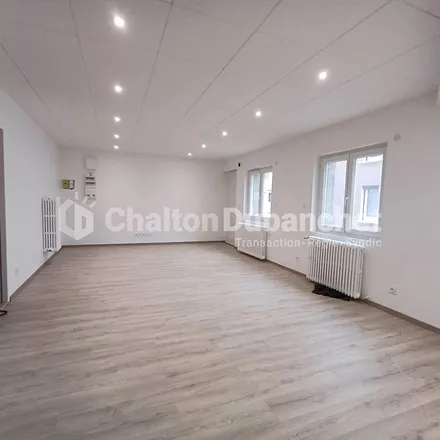 Image 2 - 7 Rue Ledru Rollin, 42120 Le Coteau, France - Apartment for rent