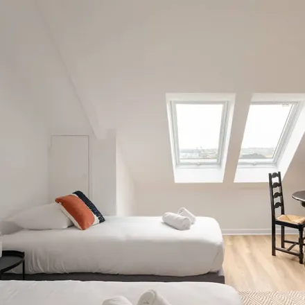Image 6 - 35400 Saint-Malo, France - Apartment for rent